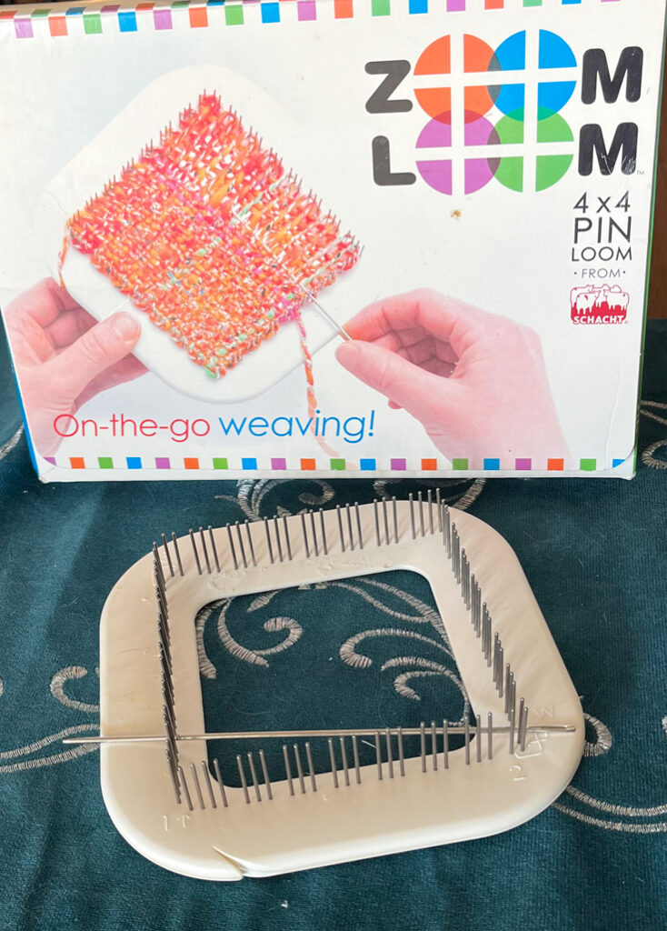 How to Weave on a Pin Loom